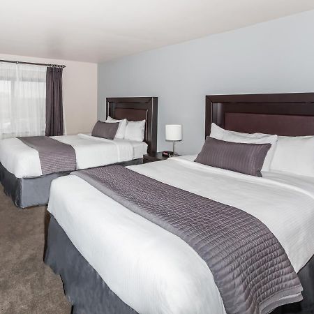 Baymont By Wyndham Glenview Hotel Bagian luar foto