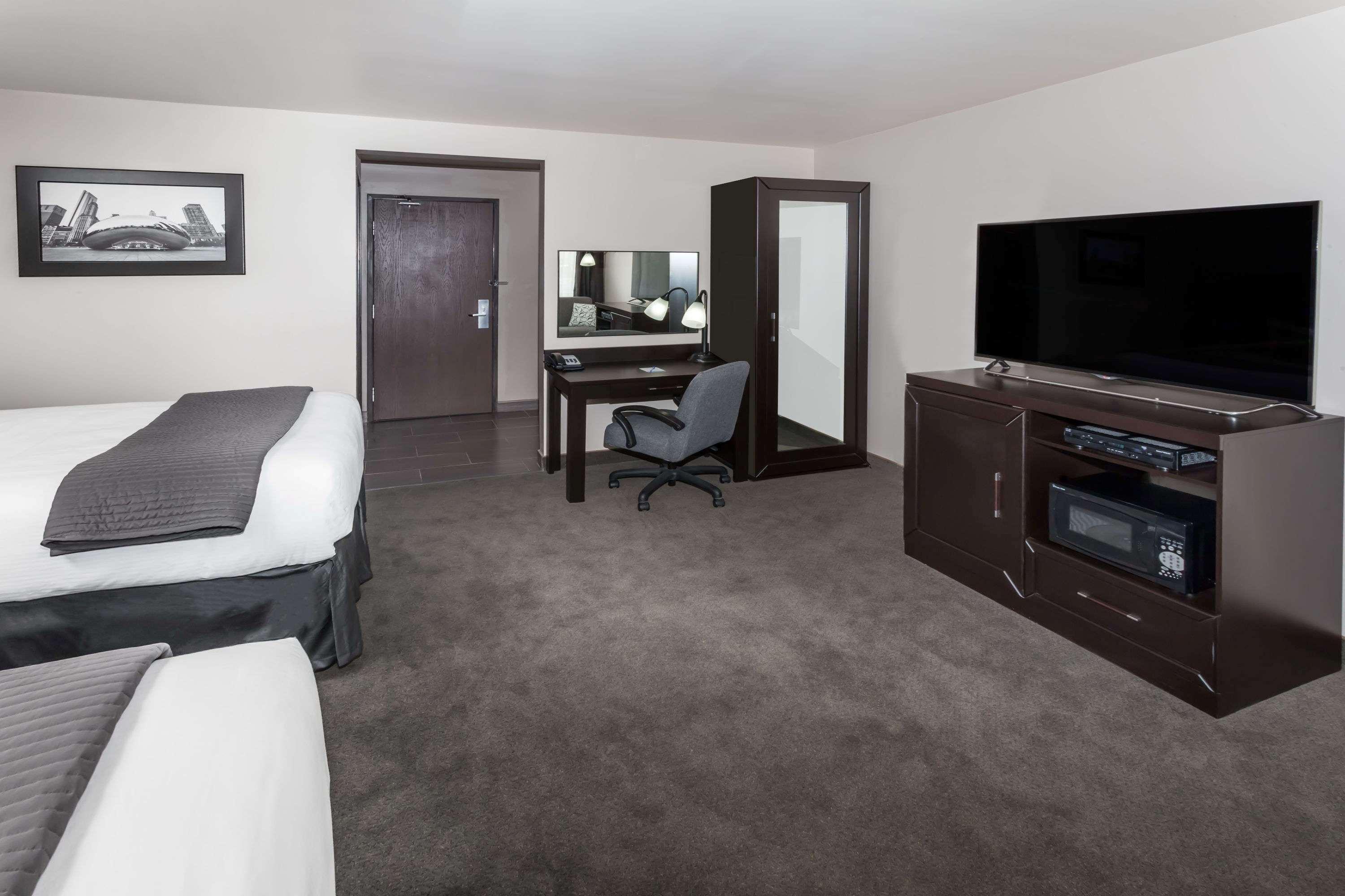 Baymont By Wyndham Glenview Hotel Bagian luar foto