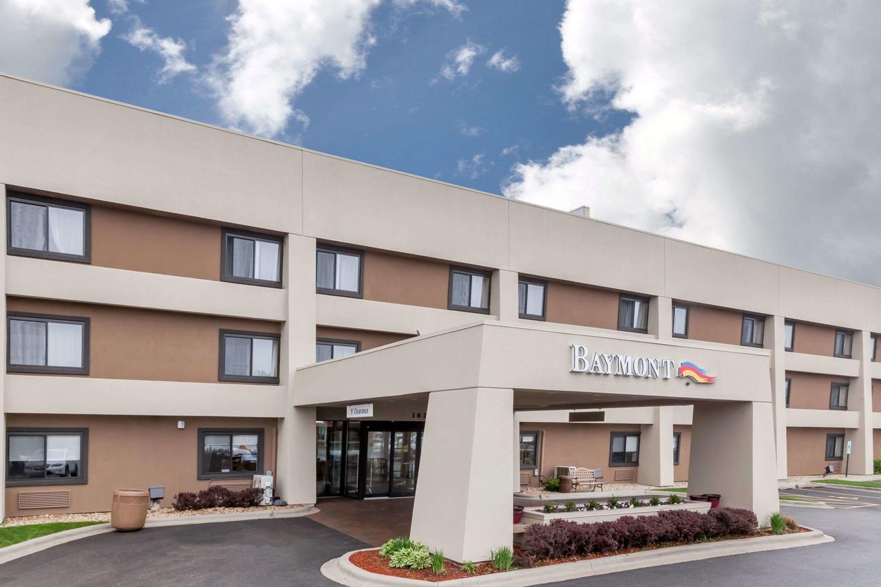 Baymont By Wyndham Glenview Hotel Bagian luar foto
